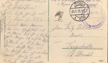 Pozdrowienia na odwrocie pocztówki z widokiem uszkodzonego wiaduktu napisane przez H. Wernorke – niemieckiego żołnierza stacjonującego koło Kruklanek; pieczęć Königlich.- Preuss. Armierungs Bataillon Nr. 100, 2 Kompagnie oraz poczta Lötzen (Giżycko), 29.05.1915. - powiększ